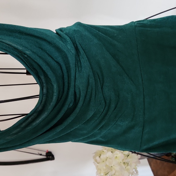 Adjustable strap emerald green sexy dress small - Picture 3 of 6